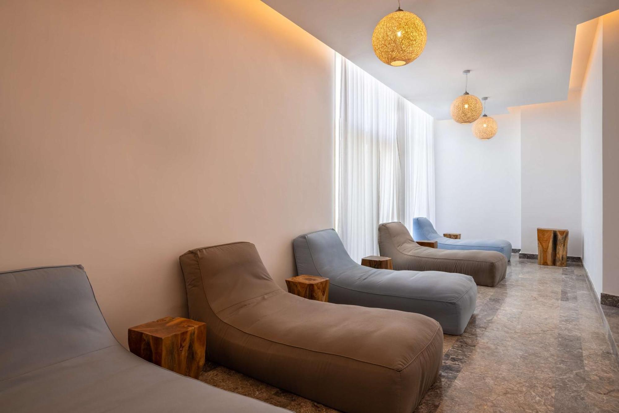 Radisson Blu Resort Эль-Хосейма Экстерьер фото The spa at the hotel